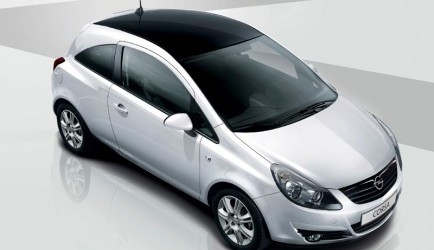 opel corsa Zwart-witte Opel Corsa voor 15.995 euro 0