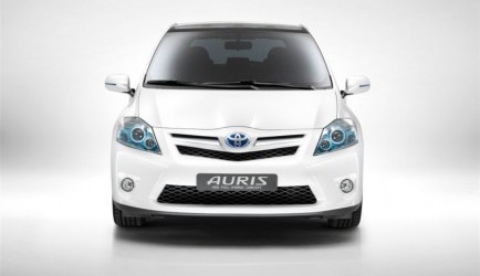 toyota auris Auris Hybrid Concept, Plug-in Prius en splinternieuwe Land Cruiser naar IAA (update!) 0