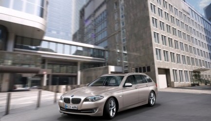 bmw 5-serie En ziedaar de BMW 5-serie Touring 0