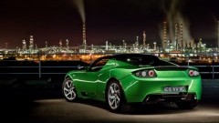 tesla-opent-showroom-in-eindhoven